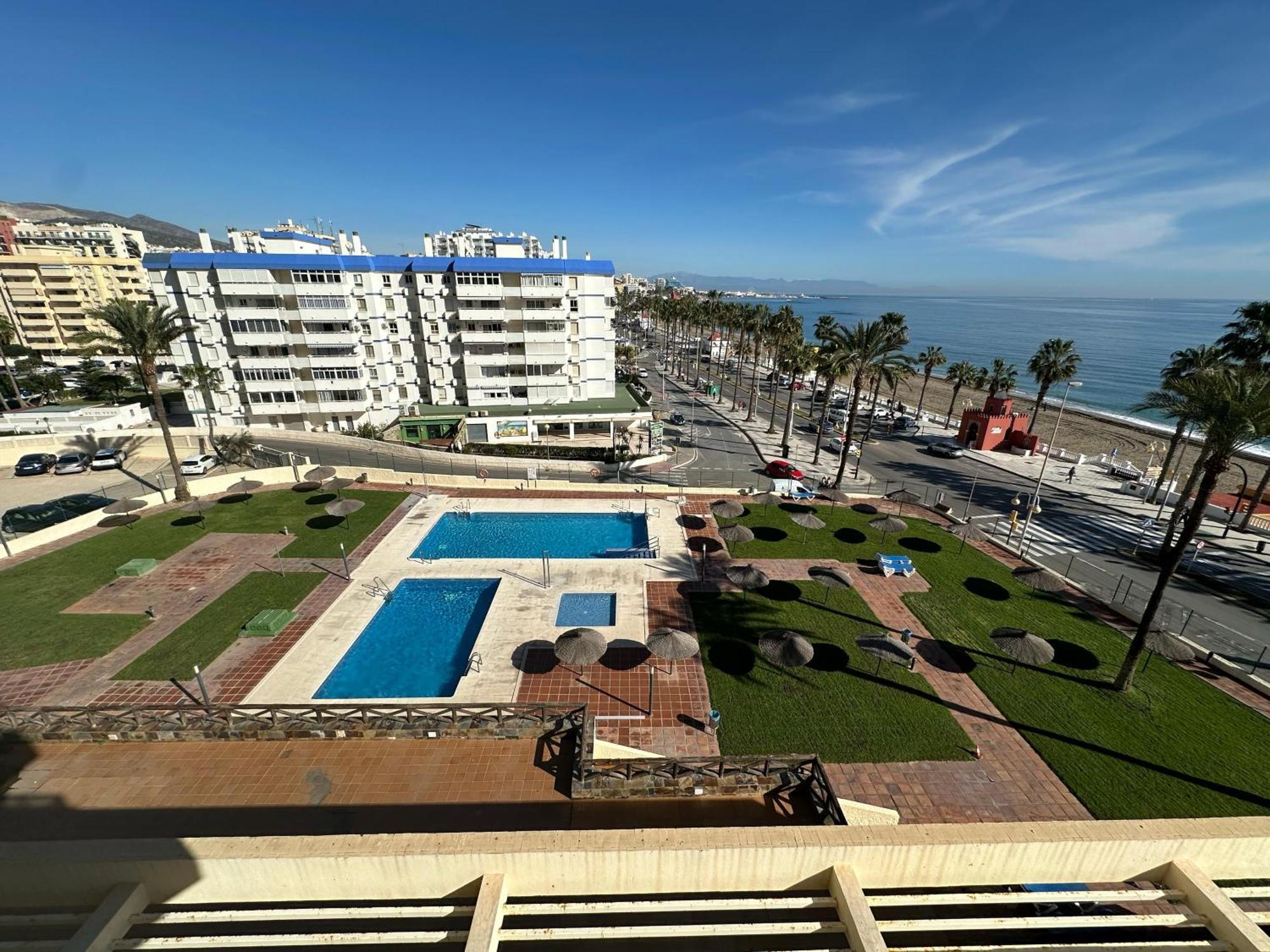 Apartment Alo - Frente Playa, Aloha Playa, Piscina, Vistas Al Mar, Terraza, Wifi *
